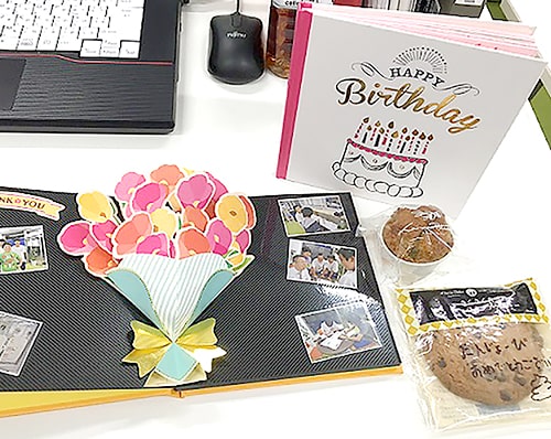 生徒からの講師へ誕生日のお祝い